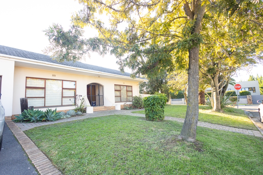 3 Bedroom Property for Sale in Amanda Glen Western Cape